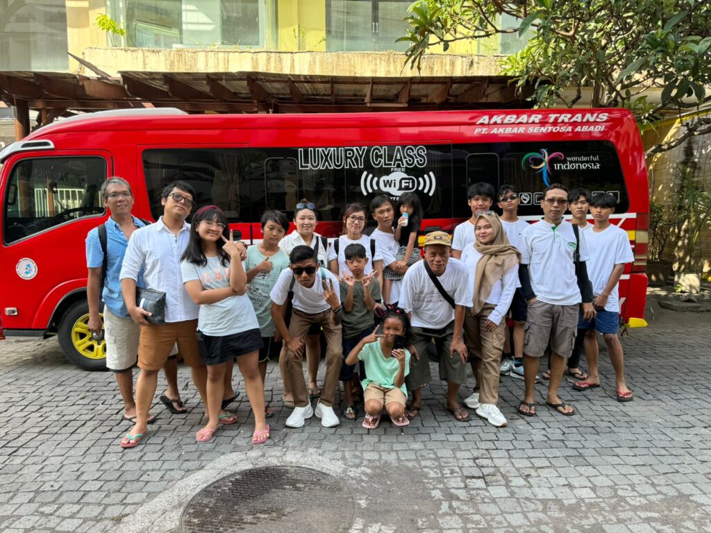 Rental Elf Tangerang
