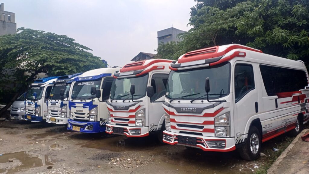 sewa elf tujuan Bandung