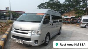 Sewa Toyota Hiace Tangerang