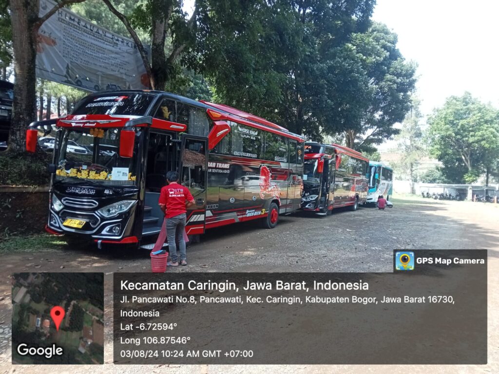 sewa bus wisata guci