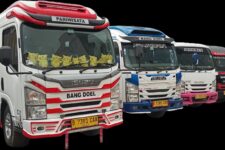 Sewa Mobil elf Tangerang